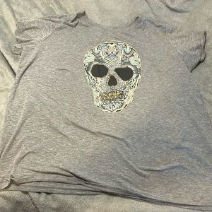 Torrid sugar skull tee Size 2